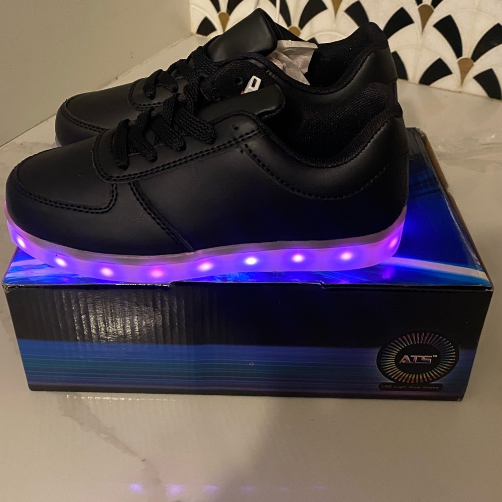 ATS LED Light Glow Sneaker